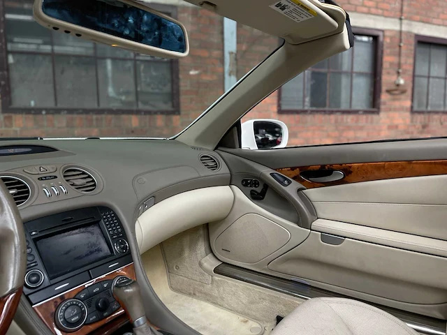Mercedes-benz sl550 amg 5.5 v8 r230 382pk 2011 - afbeelding 13 van  42