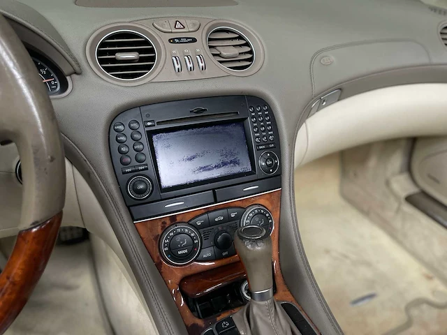 Mercedes-benz sl550 amg 5.5 v8 r230 382pk 2011 - afbeelding 22 van  42