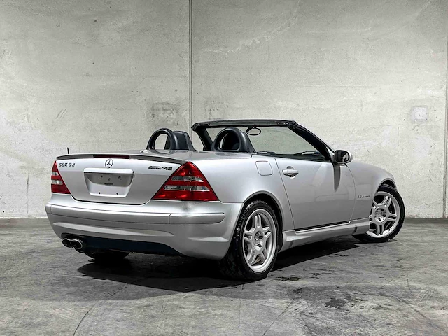 Mercedes-benz slk32 amg 3.2 v6 354pk 2004 slk-klasse youngtimer - afbeelding 12 van  37