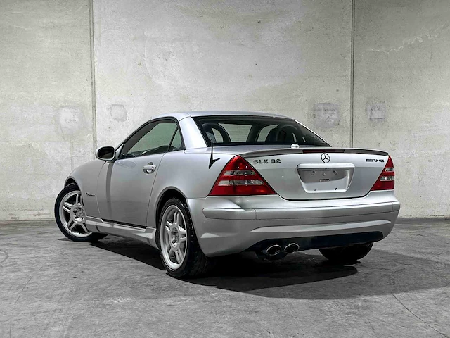 Mercedes-benz slk32 amg 3.2 v6 354pk 2004 slk-klasse youngtimer - afbeelding 18 van  37
