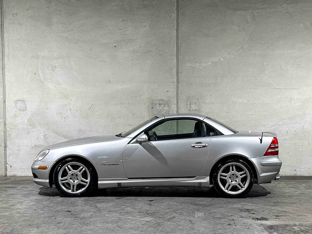 Mercedes-benz slk32 amg 3.2 v6 354pk 2004 slk-klasse youngtimer - afbeelding 21 van  37