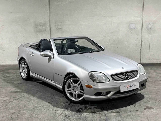 Mercedes-benz slk32 amg 3.2 v6 354pk 2004 slk-klasse youngtimer - afbeelding 9 van  37