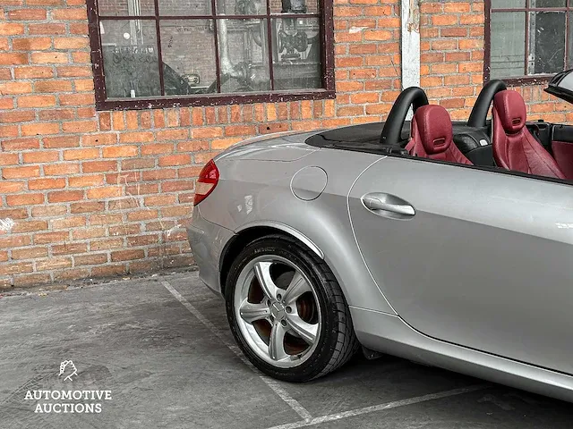Mercedes-benz slk350 3.5 v6 272pk 2004 airscarf slk-klasse youngtimer - afbeelding 10 van  49