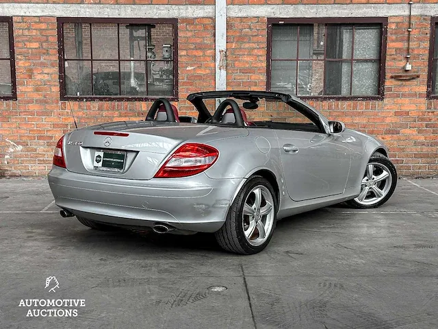 Mercedes-benz slk350 3.5 v6 272pk 2004 airscarf slk-klasse youngtimer - afbeelding 15 van  49