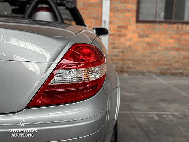 Mercedes-benz slk350 3.5 v6 272pk 2004 airscarf slk-klasse youngtimer - afbeelding 21 van  49