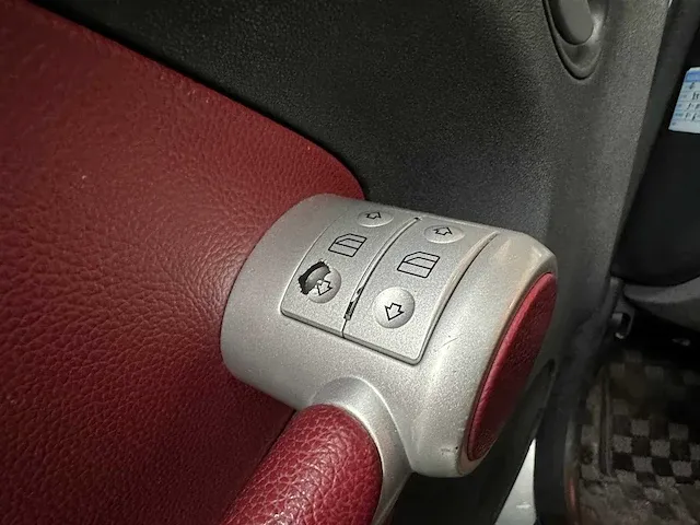 Mercedes-benz slk350 3.5 v6 272pk 2004 airscarf slk-klasse youngtimer - afbeelding 33 van  49
