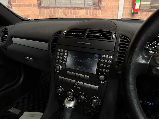 Mercedes-benz slk350 3.5 v6 272pk 2005 airscarf slk-klasse youngtimer - afbeelding 18 van  33
