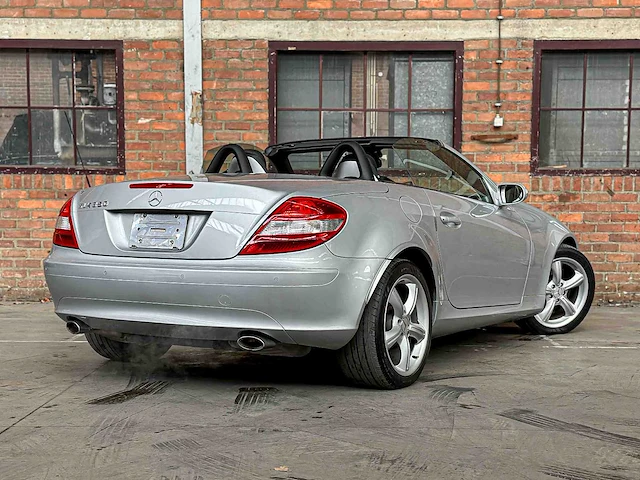 Mercedes-benz slk350 3.5 v6 272pk 2006 airscarf slk-klasse youngtimer - afbeelding 2 van  41