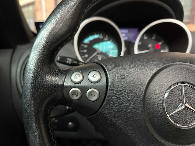 Mercedes-benz slk350 3.5 v6 272pk 2006 airscarf slk-klasse youngtimer - afbeelding 15 van  41
