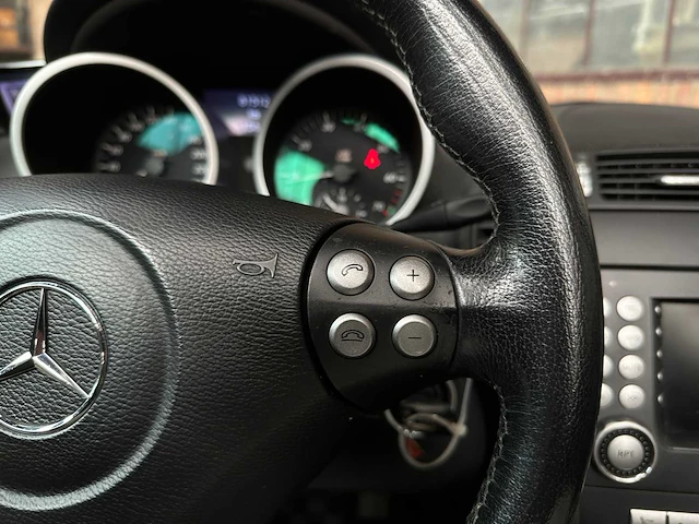 Mercedes-benz slk350 3.5 v6 272pk 2006 airscarf slk-klasse youngtimer - afbeelding 16 van  41