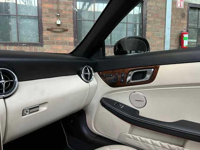 Mercedes-benz slk350 3.5 v6 306pk 2011 slk-klasse - afbeelding 24 van  38