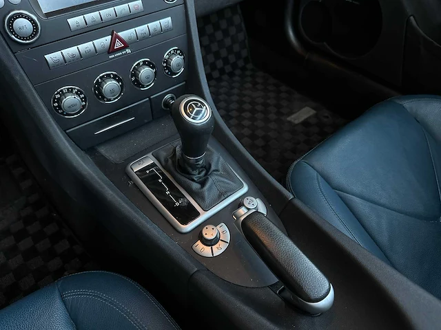 Mercedes-benz slk350 3.5 v6 airscarf 272pk 2006 slk-klasse youngtimer - afbeelding 14 van  33