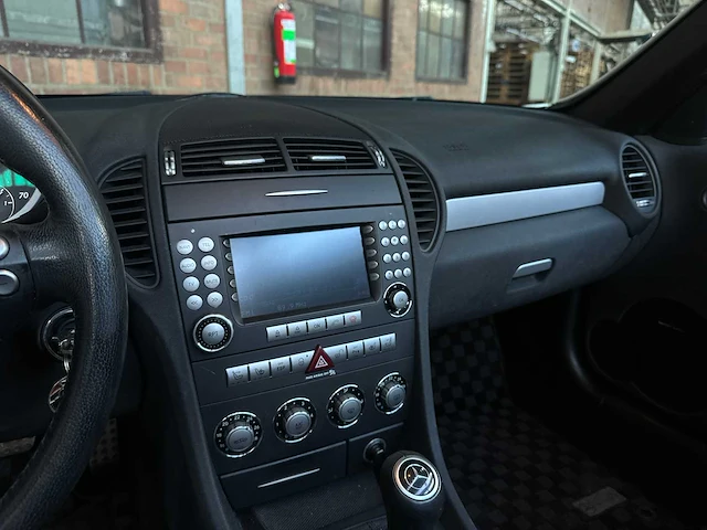 Mercedes-benz slk350 3.5 v6 airscarf 272pk 2006 slk-klasse youngtimer - afbeelding 15 van  33