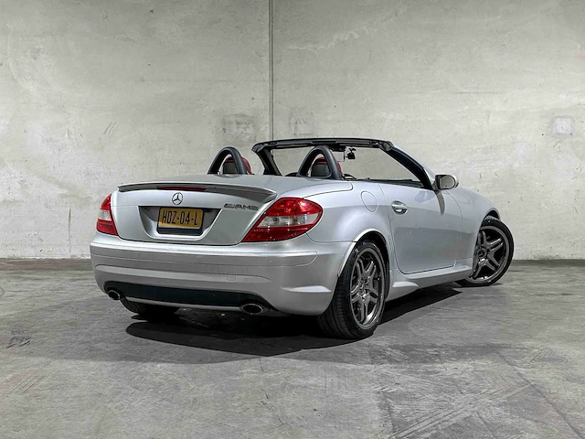 Mercedes-benz slk350 amg 3.5 v6 272pk 2006 airscarf, hdz-04-l youngtimer - afbeelding 2 van  35
