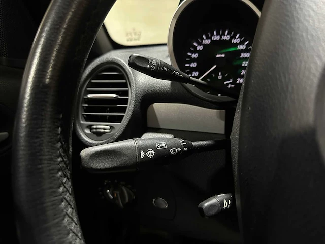 Mercedes-benz slk350 amg 3.5 v6 272pk 2006 airscarf, hdz-04-l youngtimer - afbeelding 15 van  35