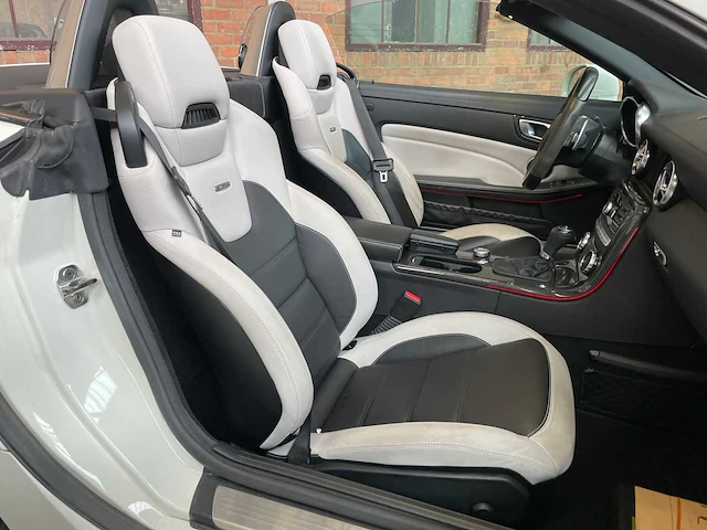 Mercedes-benz slk55 amg 5.5 v8 421pk 2013 airscarf slk-klasse - afbeelding 35 van  44