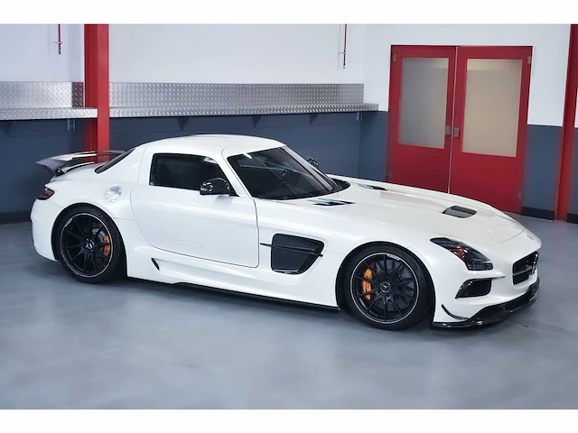 Mercedes-benz sls amg 'black series' gullwing coupe 6,2l v8 - 2013 - afbeelding 9 van  76