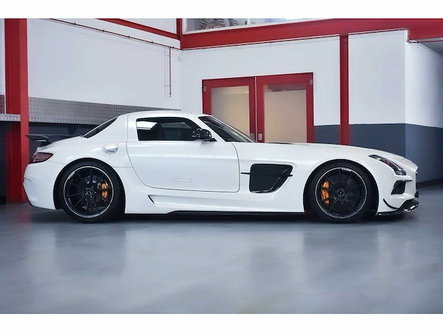Mercedes-benz sls amg 'black series' gullwing coupe 6,2l v8 - 2013 - afbeelding 11 van  76
