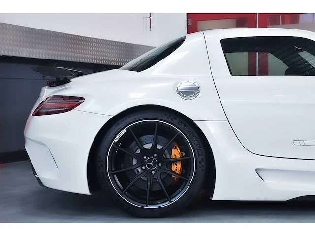 Mercedes-benz sls amg 'black series' gullwing coupe 6,2l v8 - 2013 - afbeelding 13 van  76