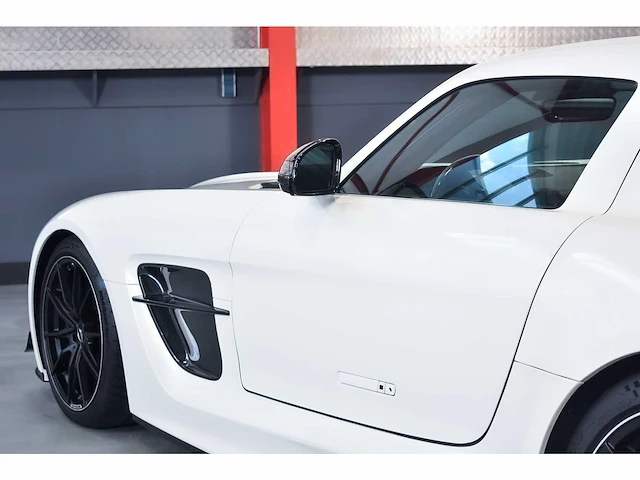 Mercedes-benz sls amg 'black series' gullwing coupe 6,2l v8 - 2013 - afbeelding 39 van  76