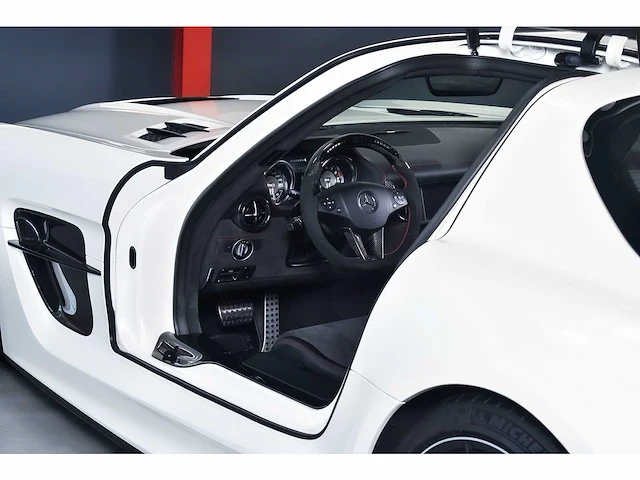 Mercedes-benz sls amg 'black series' gullwing coupe 6,2l v8 - 2013 - afbeelding 49 van  76