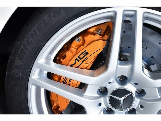 Mercedes-benz sls amg "gullwing" coupe 6,3l v8 - 2013 - afbeelding 19 van  89