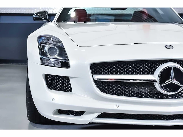 Mercedes-benz sls amg "gullwing" coupe 6,3l v8 - 2013 - afbeelding 24 van  89