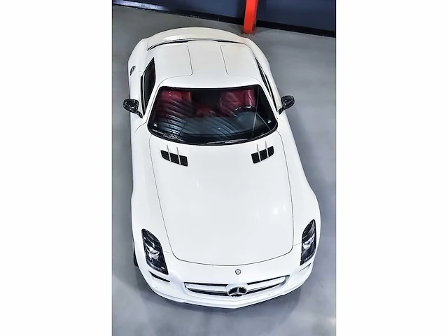 Mercedes-benz sls amg "gullwing" coupe 6,3l v8 - 2013 - afbeelding 29 van  89