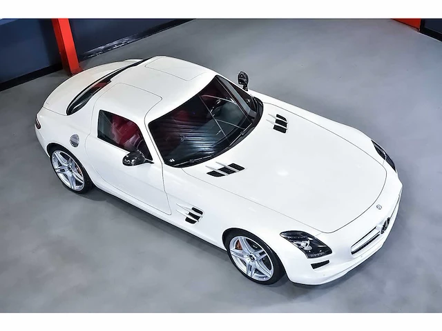 Mercedes-benz sls amg "gullwing" coupe 6,3l v8 - 2013 - afbeelding 30 van  89