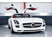 Mercedes-benz sls amg "gullwing" coupe 6,3l v8 - 2013 - afbeelding 32 van  89