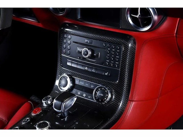 Mercedes-benz sls amg "gullwing" coupe 6,3l v8 - 2013 - afbeelding 76 van  89