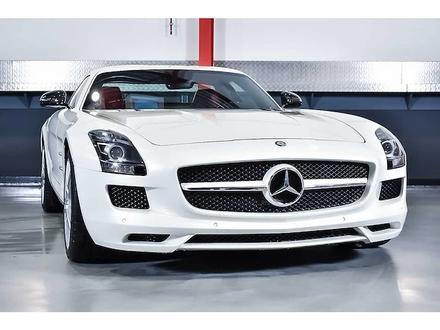 Mercedes-benz sls amg "gullwing" coupe 6,3l v8 - 2013 - afbeelding 67 van  89