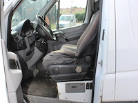 Mercedes benz sprinter 210 2.2 cdi 325 hd met kenteken 3-vtl-91 datum eerste toelating 17 februari 2012. - afbeelding 4 van  17