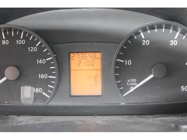 Mercedes benz sprinter 210 2.2 cdi 325 hd met kenteken 3-vtl-91 datum eerste toelating 17 februari 2012. - afbeelding 6 van  17