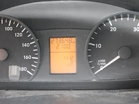 Mercedes benz sprinter 210 2.2 cdi 325 hd met kenteken 3-vtl-91 datum eerste toelating 17 februari 2012. - afbeelding 6 van  17