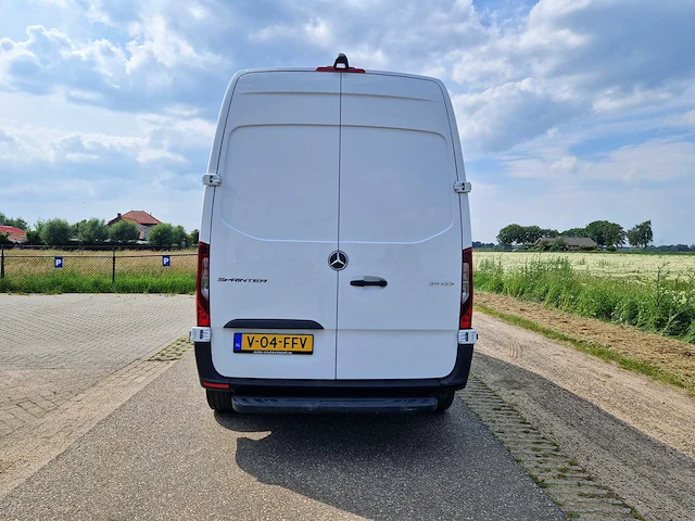 Mercedes-benz sprinter 211 cdi l2 h2, v-04-ffv - afbeelding 30 van  34