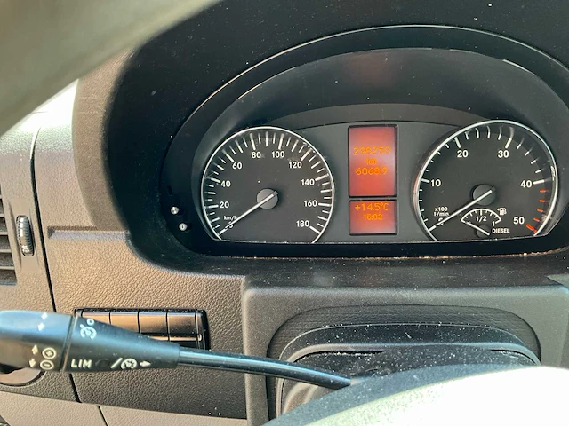 Mercedes-benz sprinter 3.0 cdi ka l2h1 - bedrijfswagen - afbeelding 12 van  17
