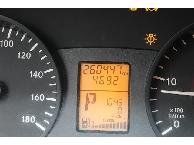 Mercedes benz sprinter 313 cdi automaat. kenteken 6-vth-98 - afbeelding 2 van  16