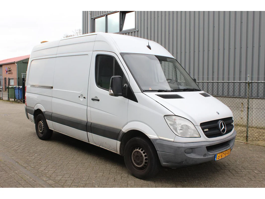 Faillissement lebesque bv voertuig mercedes benz sprinter