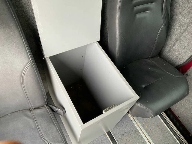 Mercedes-benz sprinter 315 ka bedrijfswagen - afbeelding 24 van  27