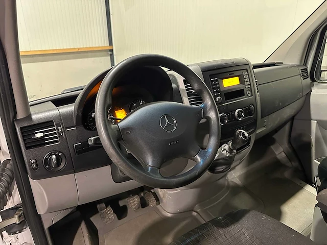 Mercedes-benz sprinter 316 2.2 cdi 366 dc vh-960-l - afbeelding 2 van  15