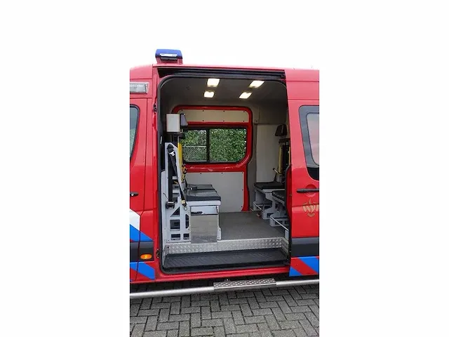 Mercedes-benz sprinter 515 cdi bedrijfswagen - afbeelding 2 van  26