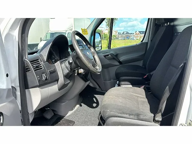 Mercedes-benz sprinter bedrijfswagen met koeling - afbeelding 11 van  14