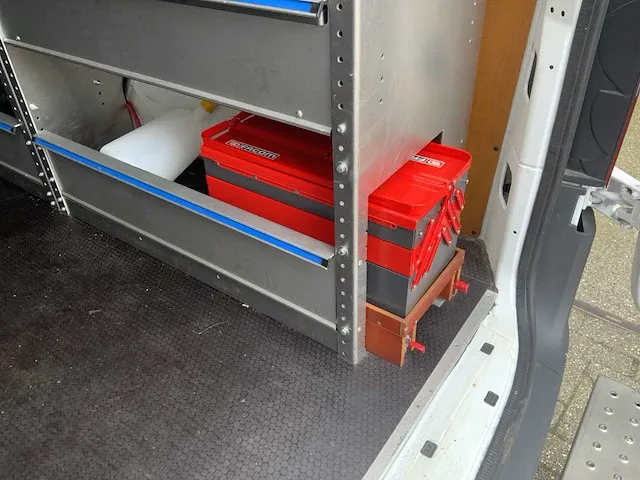 Mercedes-benz sprinter sprinter bedrijfswagen - afbeelding 13 van  32
