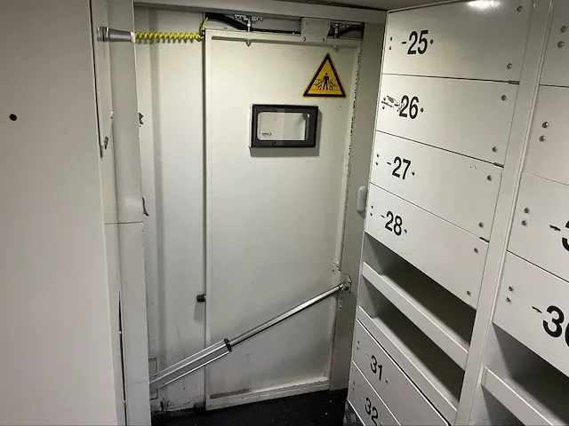 Mercedes-benz sprinter waardetransporter “gepantserd” - afbeelding 8 van  37