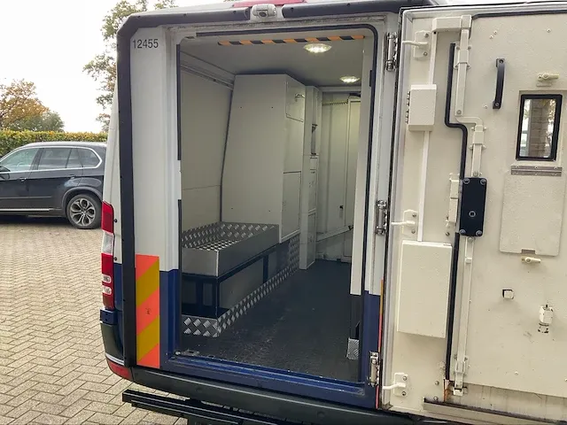 Mercedes-benz sprinter waardetransporter “gepantserd” - afbeelding 9 van  37