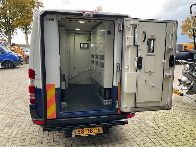 Mercedes-benz sprinter waardetransporter “gepantserd” - afbeelding 14 van  37