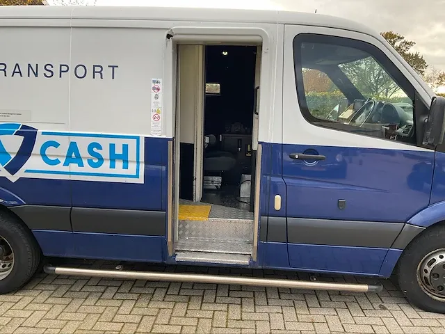 Mercedes-benz sprinter waardetransporter “gepantserd” - afbeelding 37 van  37