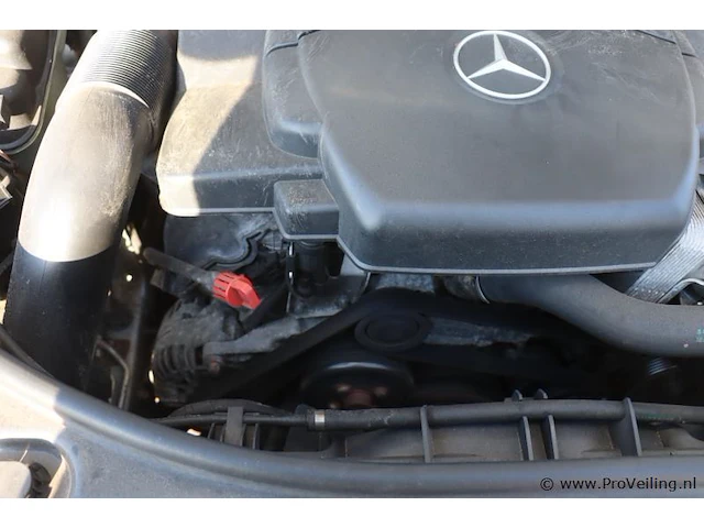 Mercedes-benz stationwagen type r500 4 matic | full options | 8 cillinders | automaat| bwjr. 2006 | kenteken: rg-241-f - afbeelding 32 van  39