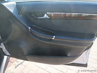 Mercedes-benz stationwagen type r500 4 matic |full options | 8 cillinders | automaat| bwjr. 2006 | kenteken: rg-241-f - afbeelding 9 van  39